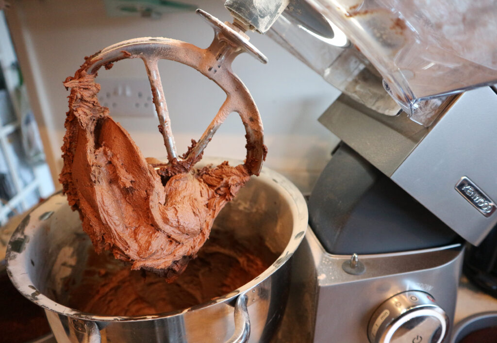 Chocolate buttercream frosting