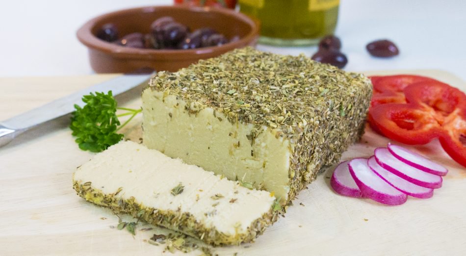 herbcrusted-cashew-cheese-950x522