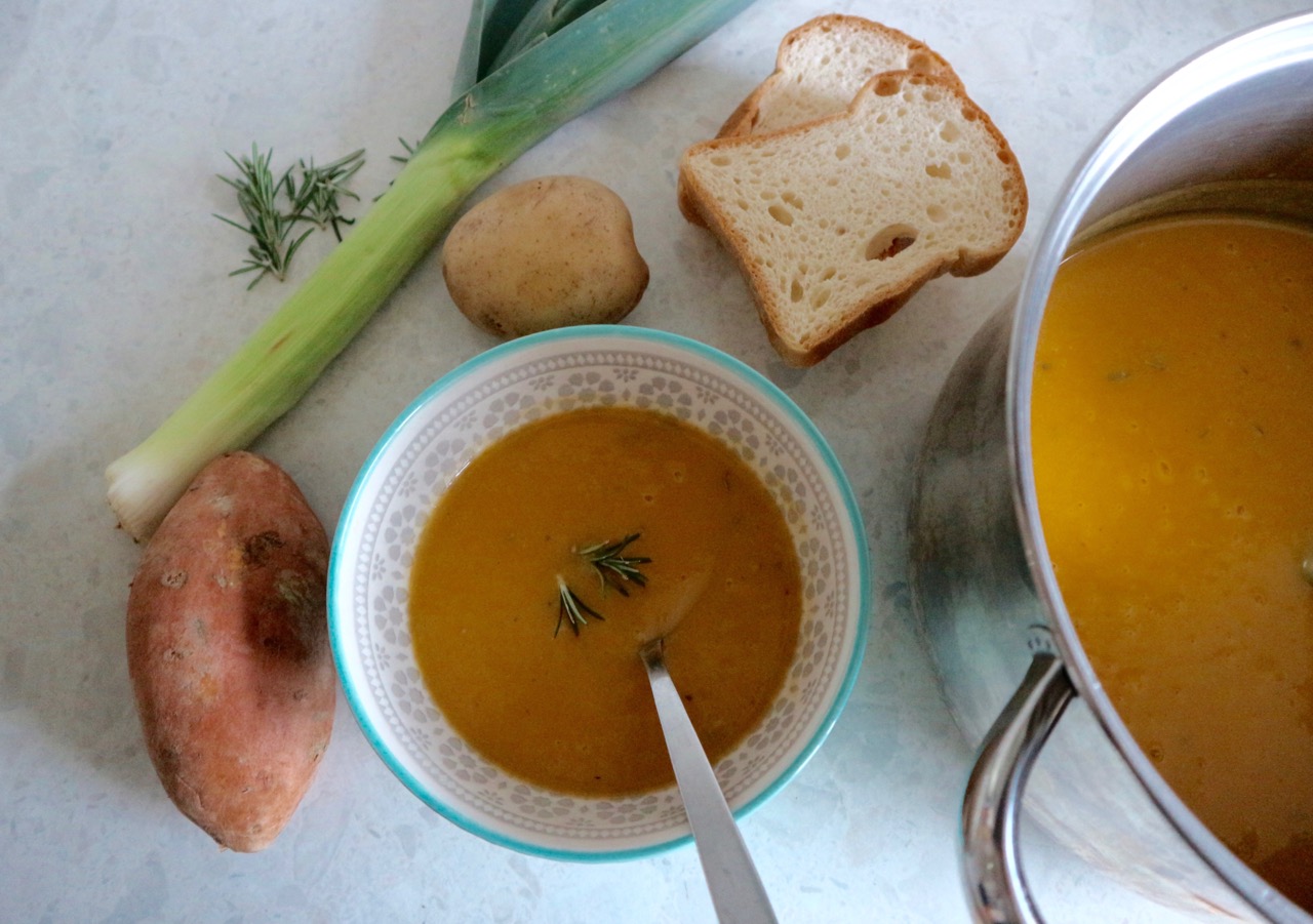 Leek & 2 potato soup